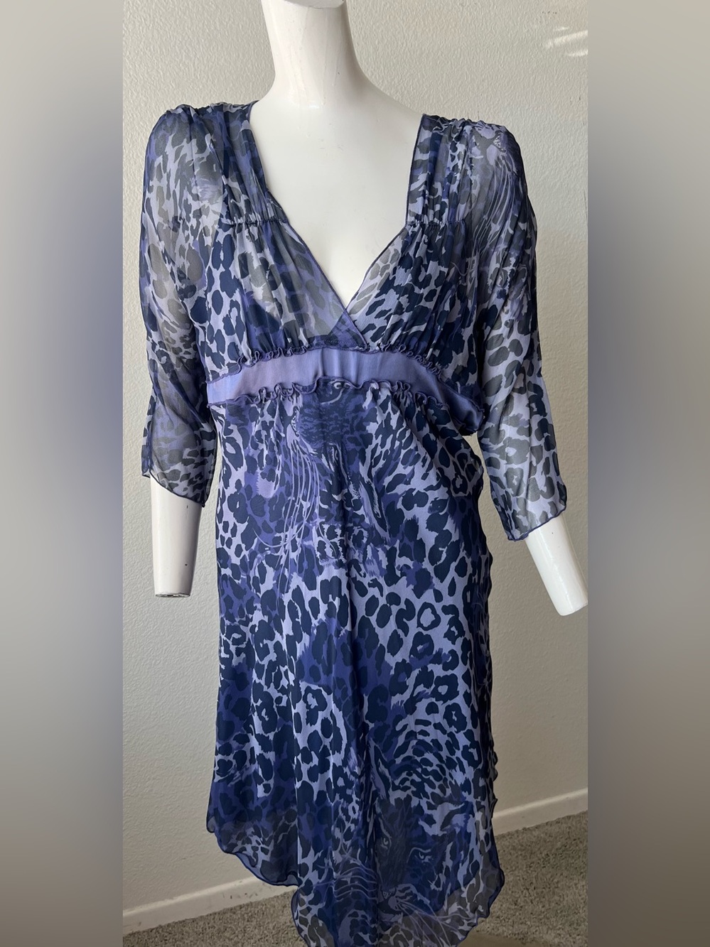 New BCBGIRLS 100% Silk LEOPARD PURPLE DRESS